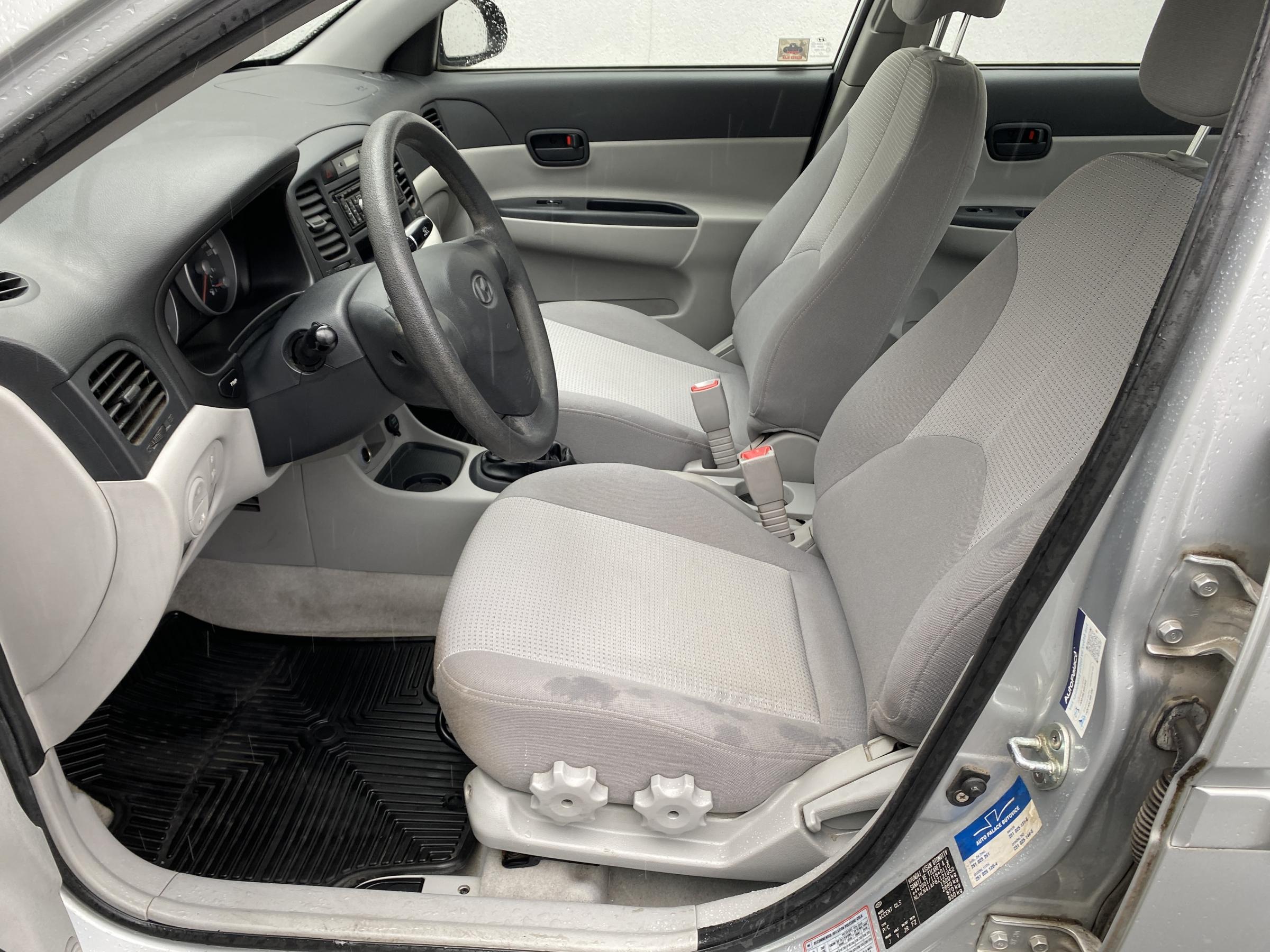 Hyundai Accent, 2008 - pohled č. 9