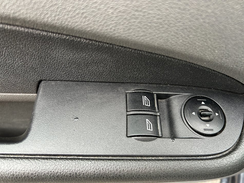 Ford Focus 1.6 16V 