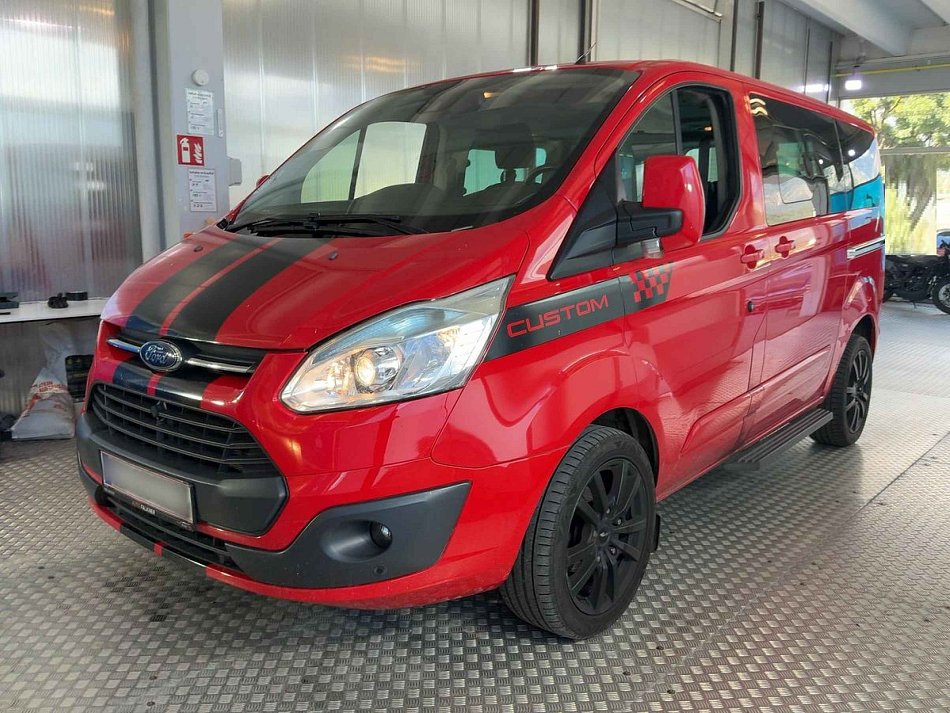 Ford Tourneo Custom 2.2TDCi Limited 8míst