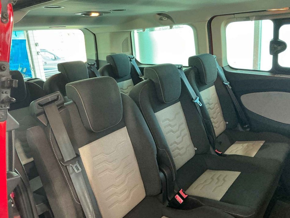 Ford Tourneo Custom 2.2TDCi Limited 8míst