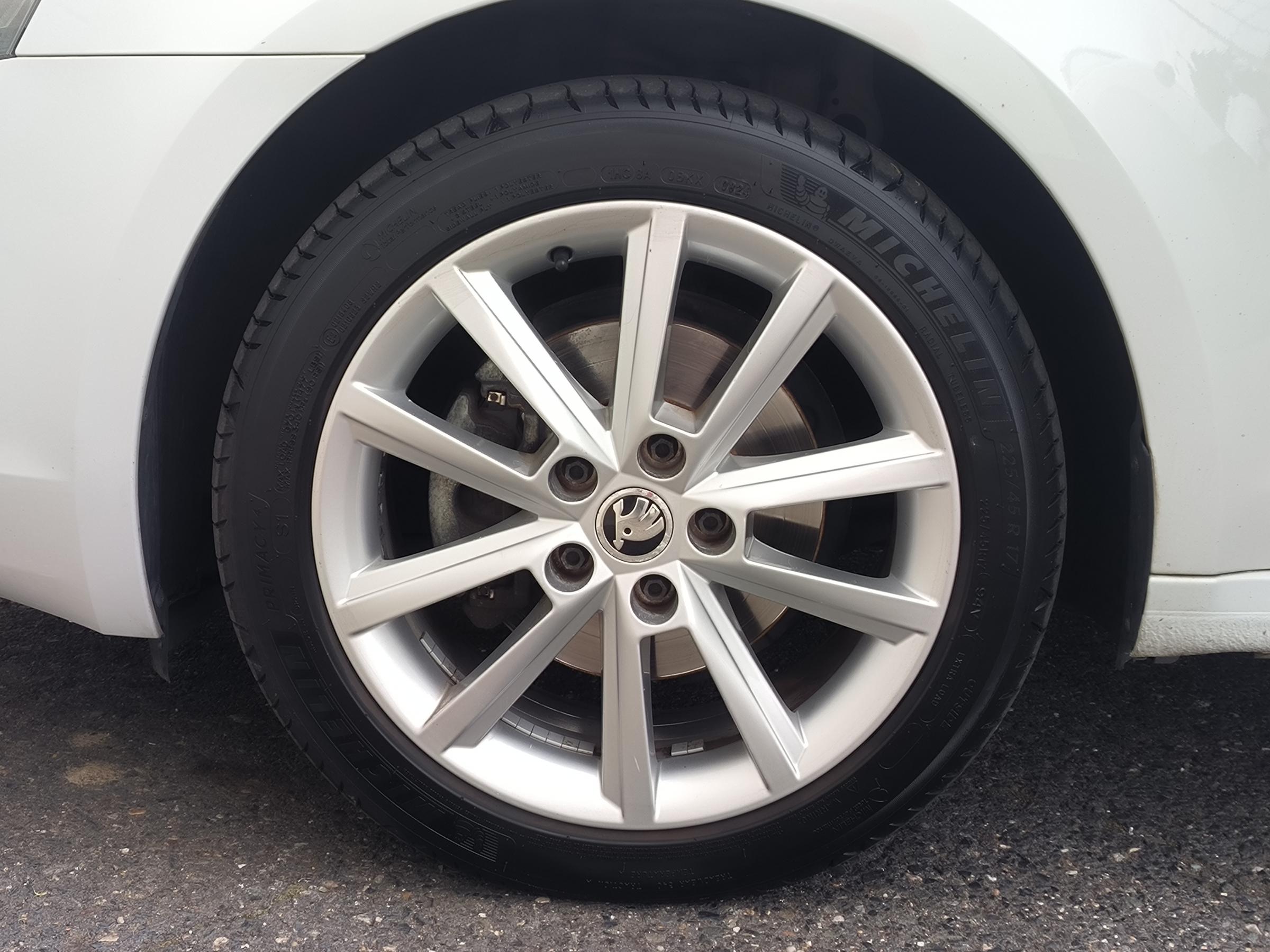 Škoda Octavia III, 2015 - pohled č. 30