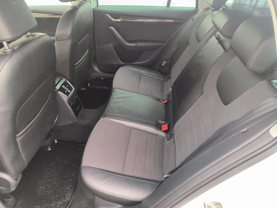 Škoda Octavia III 2.0 TDi Style