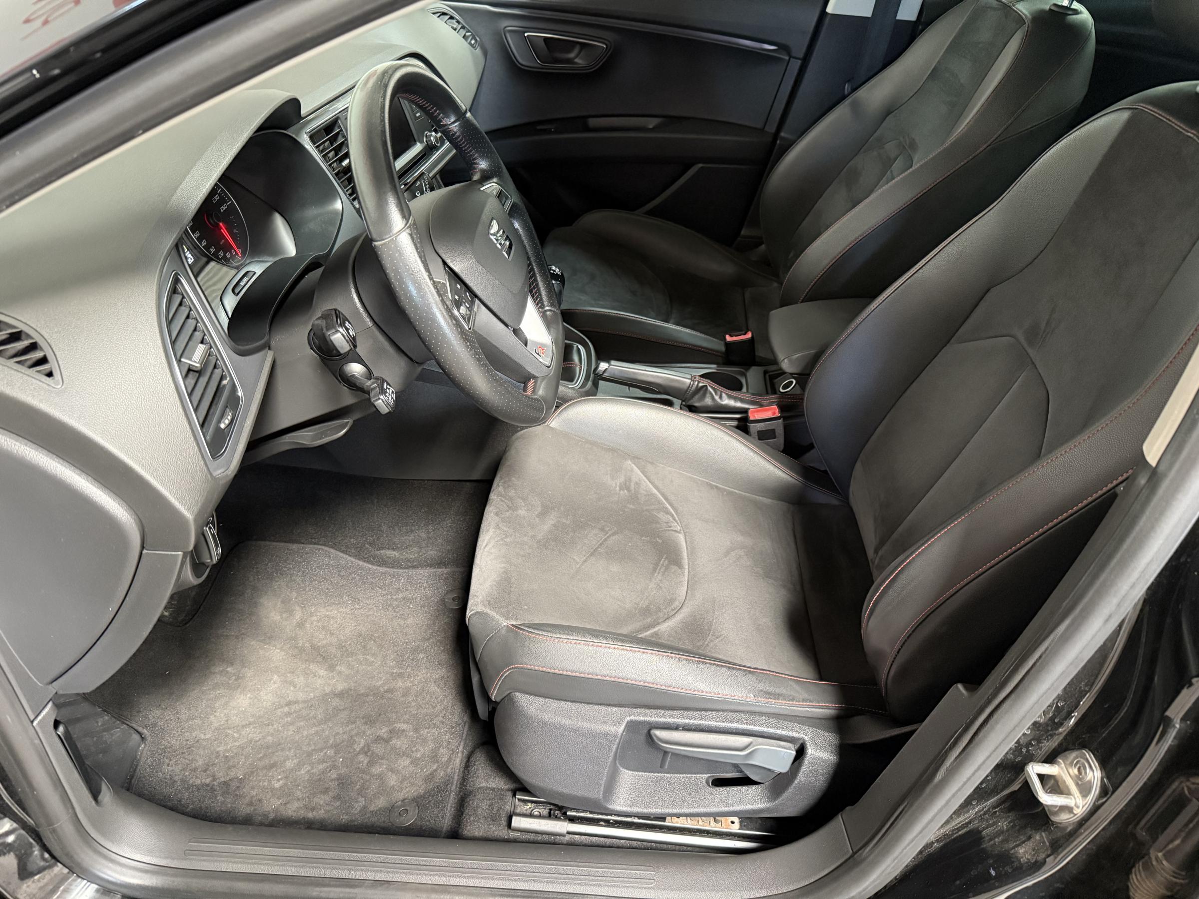 Seat Leon, 2015 - pohled č. 10