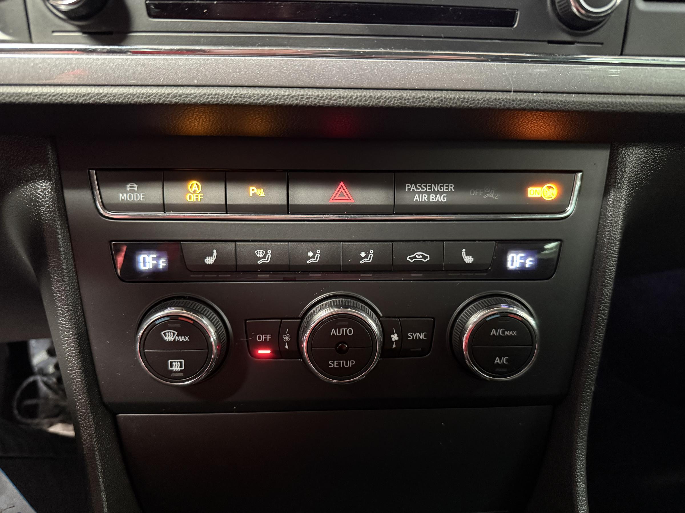 Seat Leon, 2015 - pohled č. 21