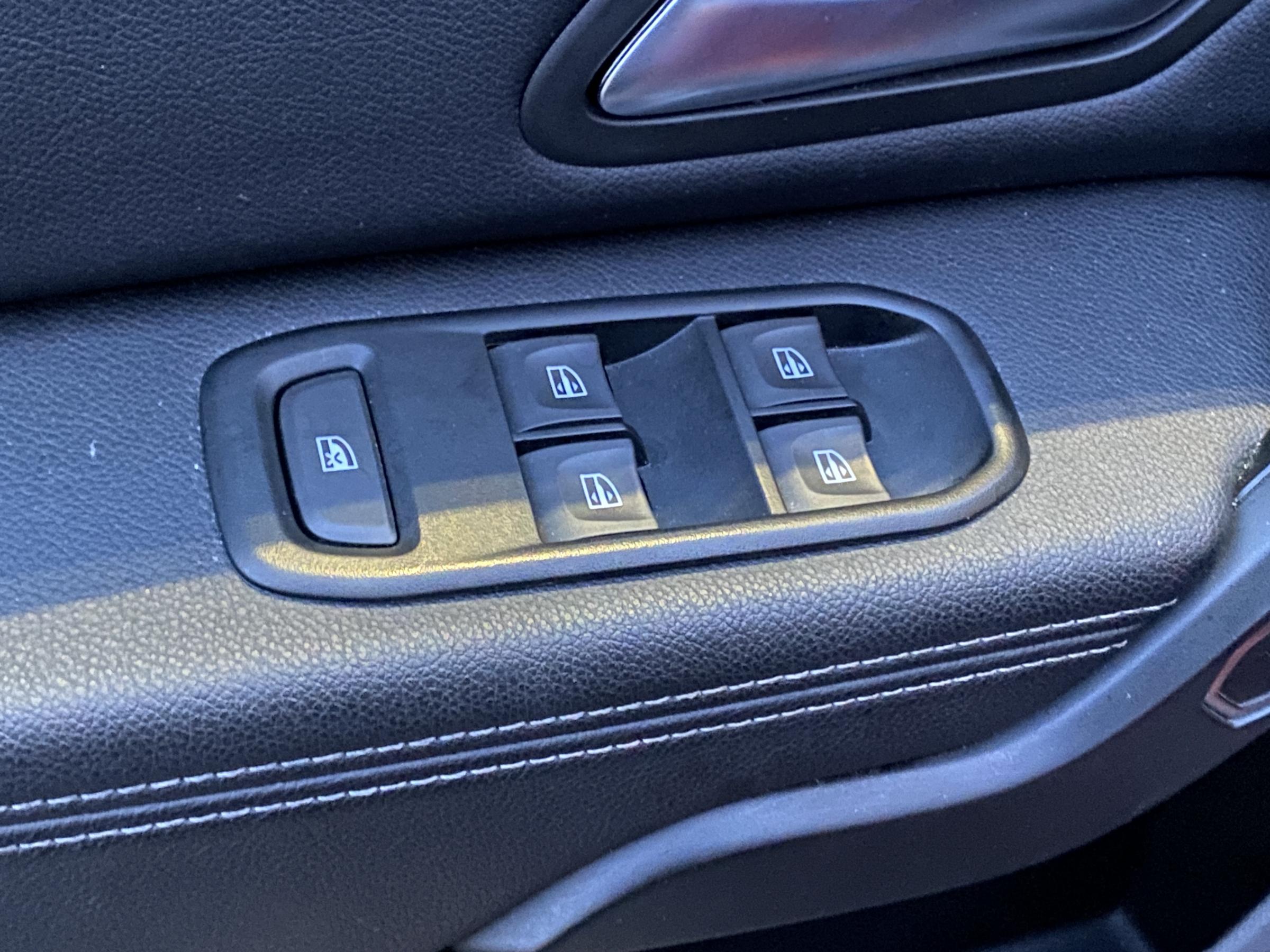 Dacia Duster, 2022 - pohled č. 11