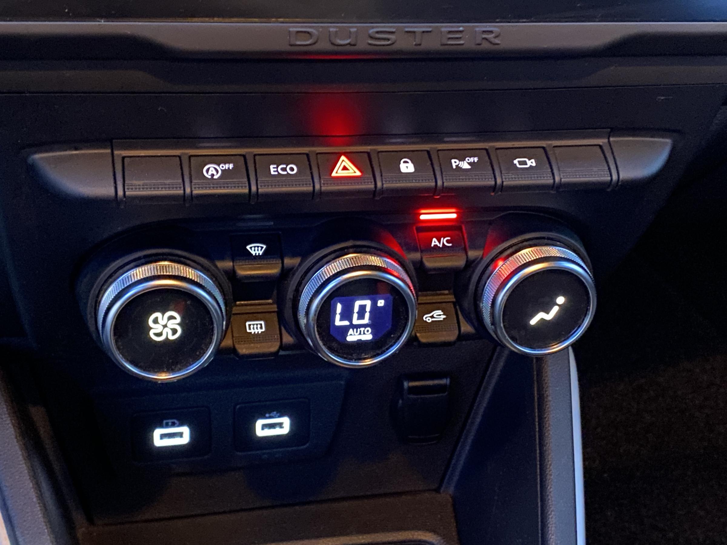 Dacia Duster, 2022 - pohled č. 16