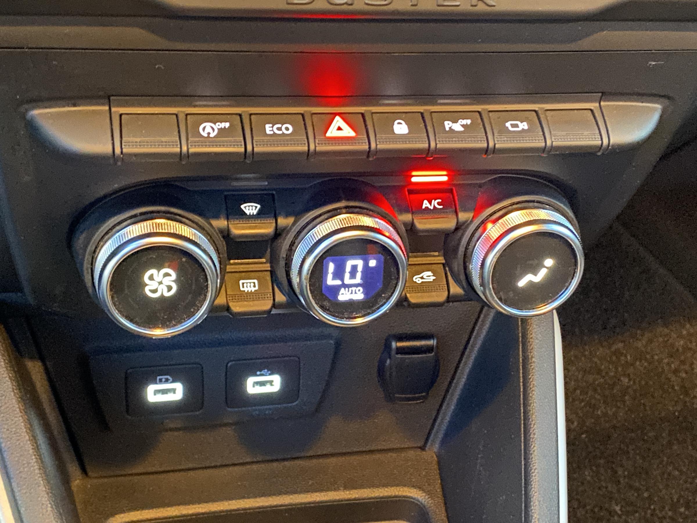 Dacia Duster, 2022 - pohled č. 17