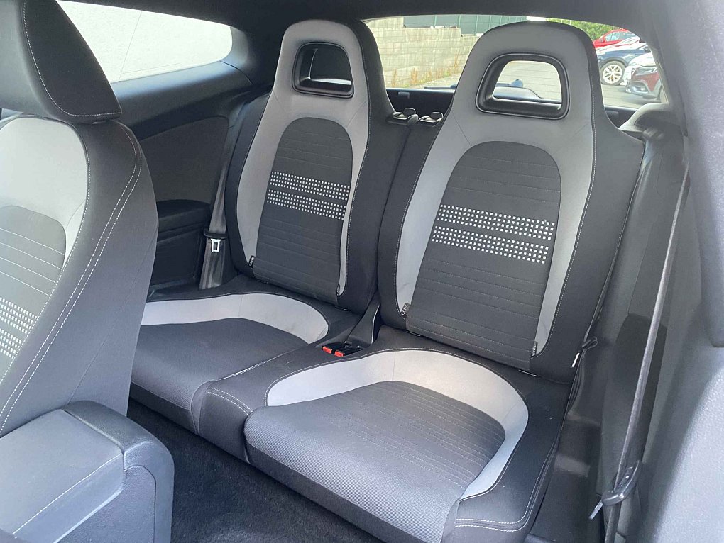 Volkswagen Scirocco 2.0TSi Life