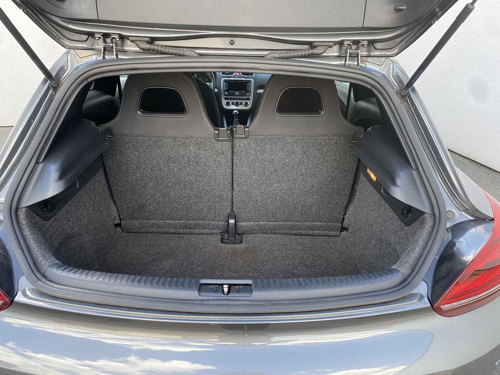 Volkswagen Scirocco 2.0TSi Life