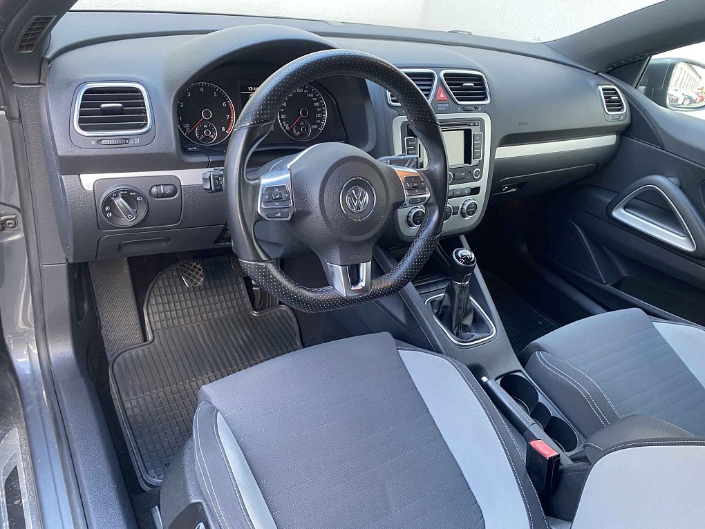Volkswagen Scirocco 2.0TSi Life