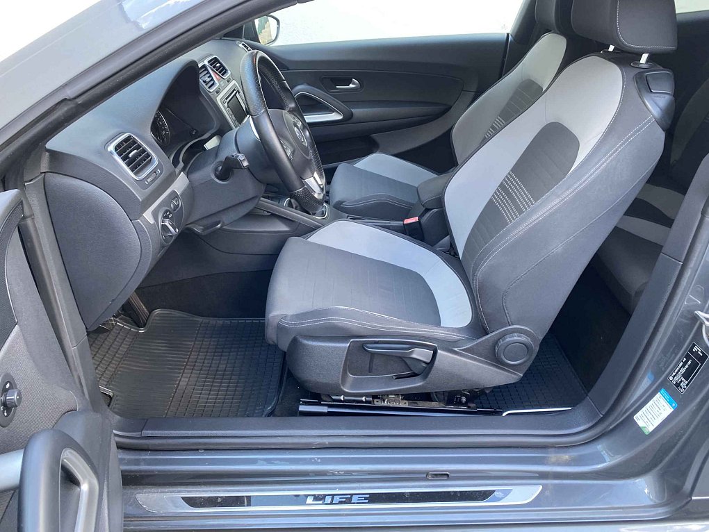 Volkswagen Scirocco 2.0TSi Life