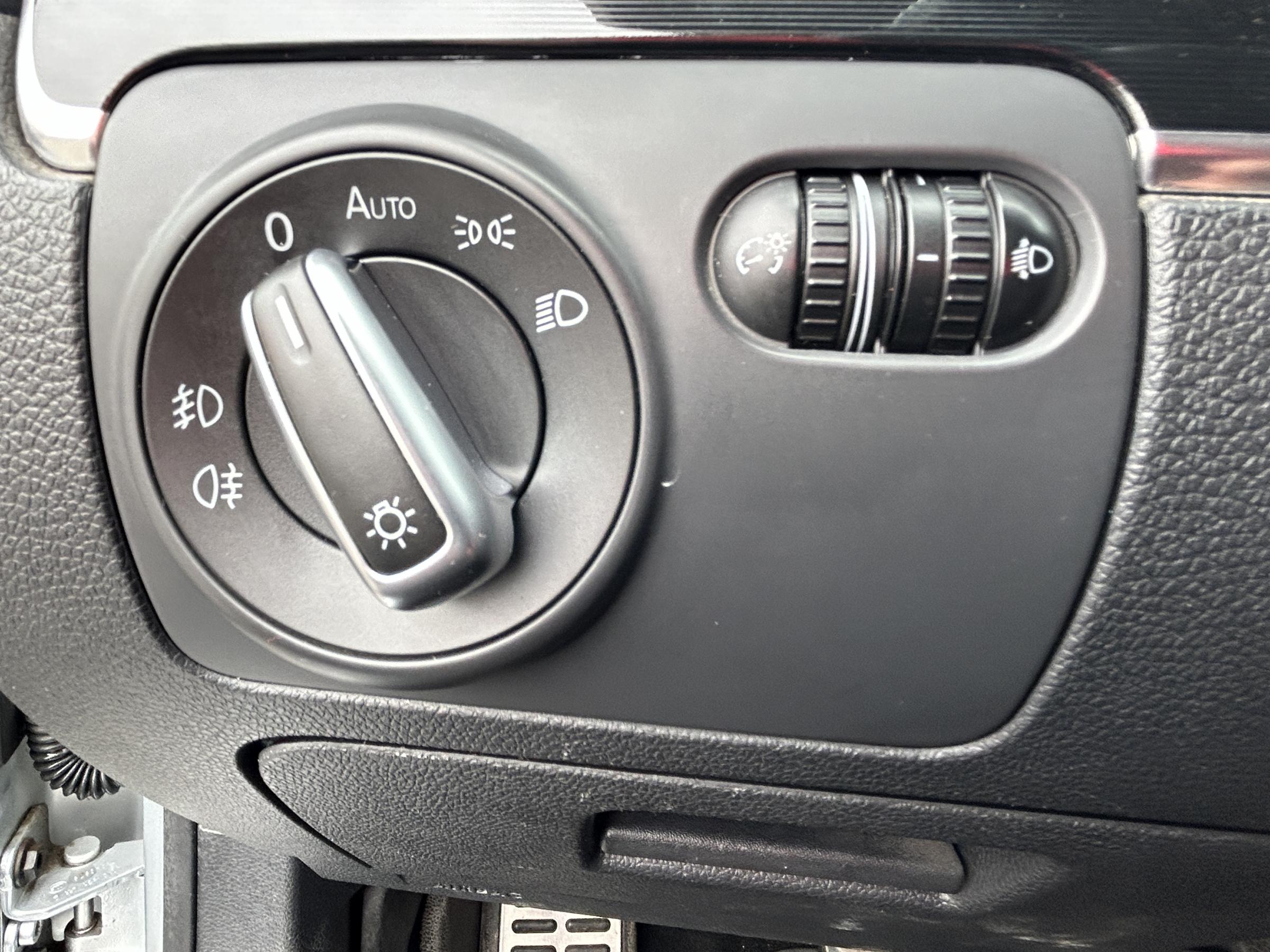 Volkswagen Golf, 2010 - pohled č. 13