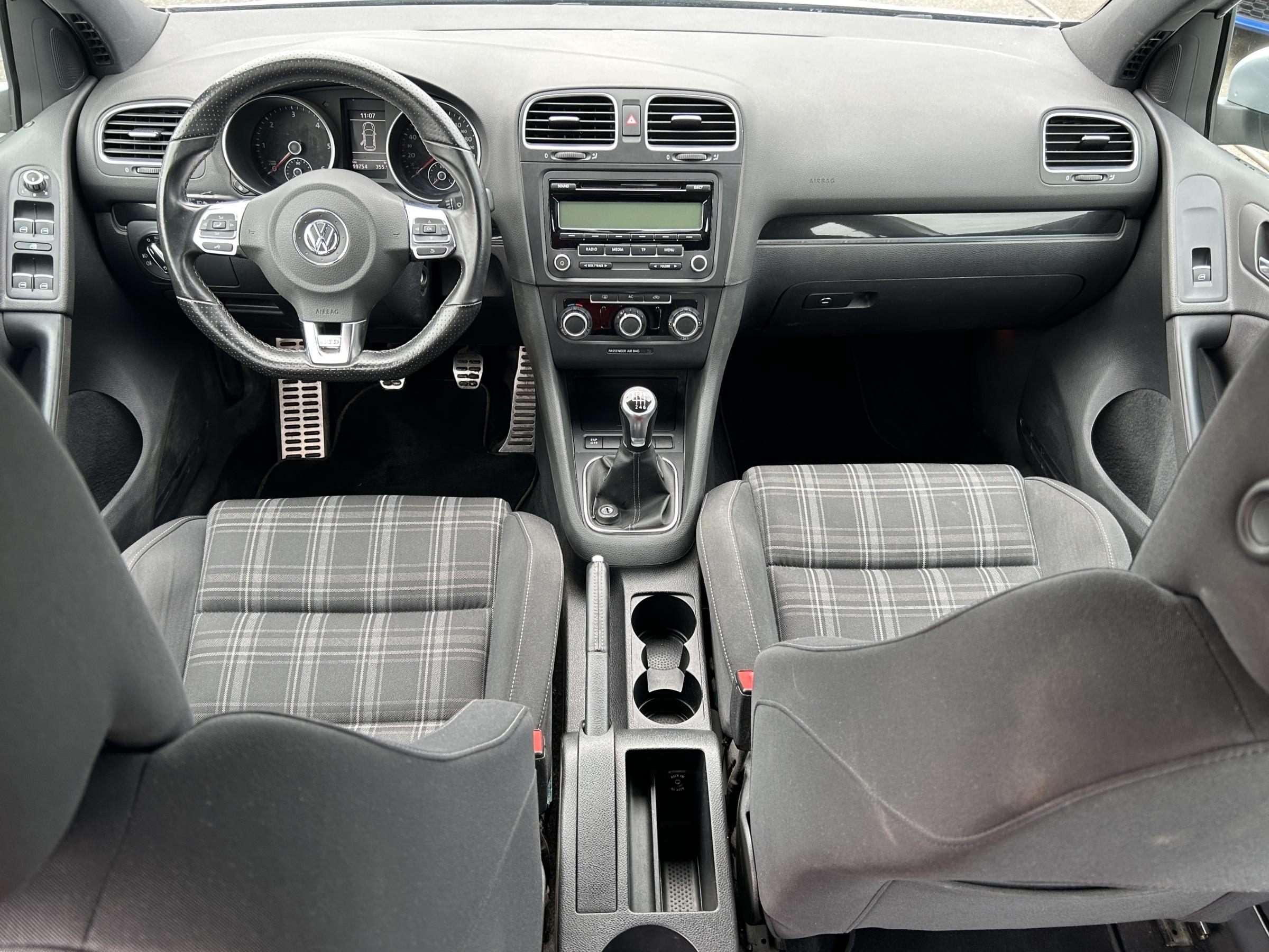 Volkswagen Golf, 2010 - pohled č. 8