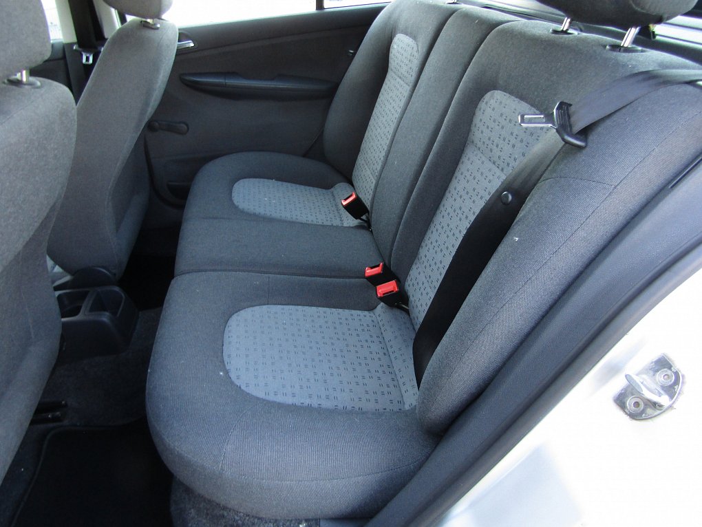 Škoda Fabia I 1.4 16V 