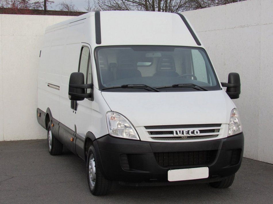 Iveco Daily 3.0D 