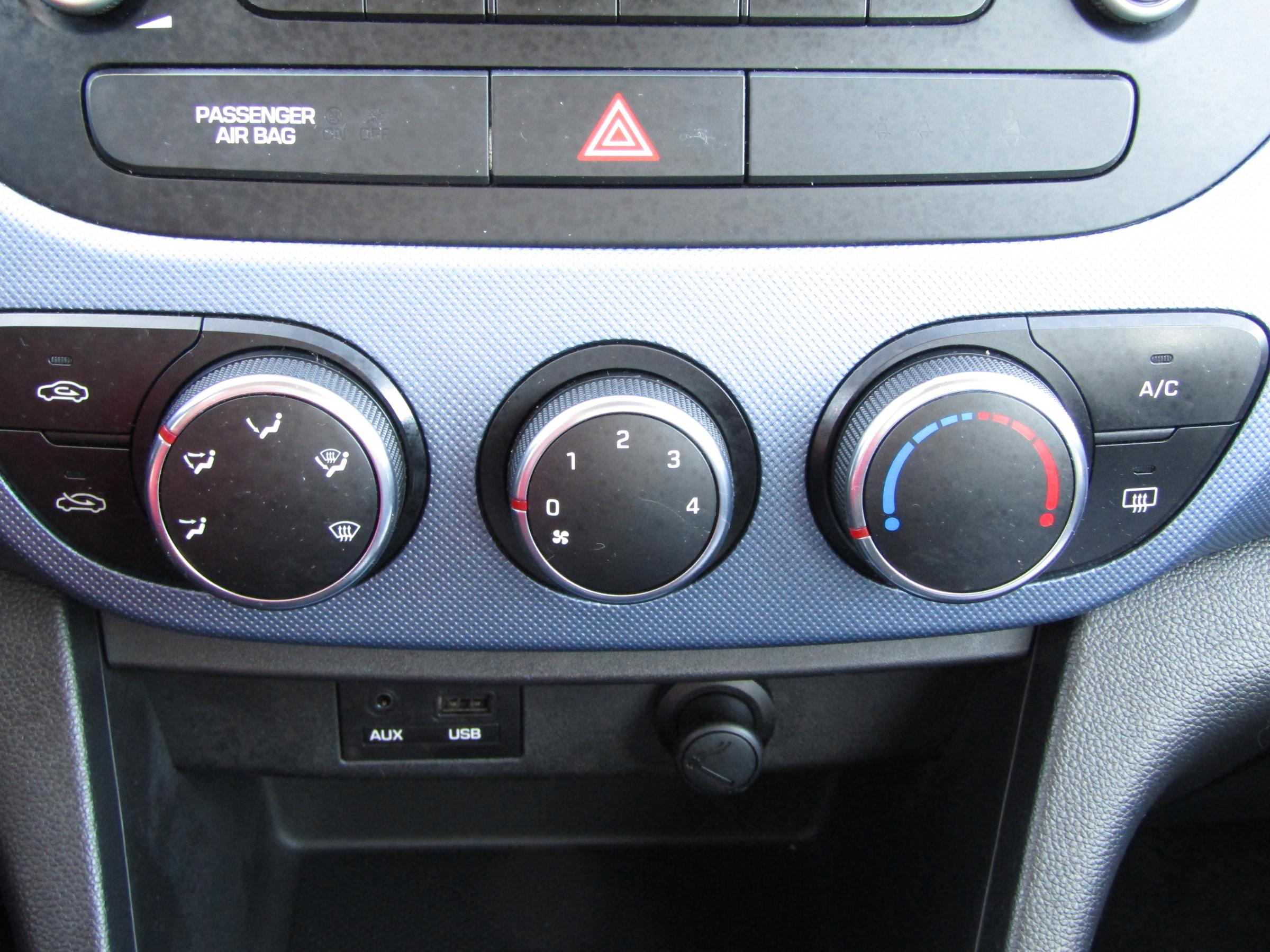 Hyundai i10, 2014 - pohled č. 14