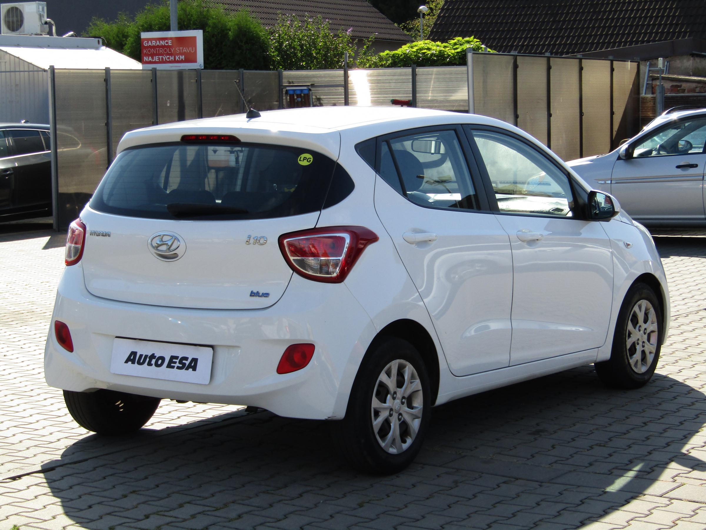 Hyundai i10, 2014 - pohled č. 4