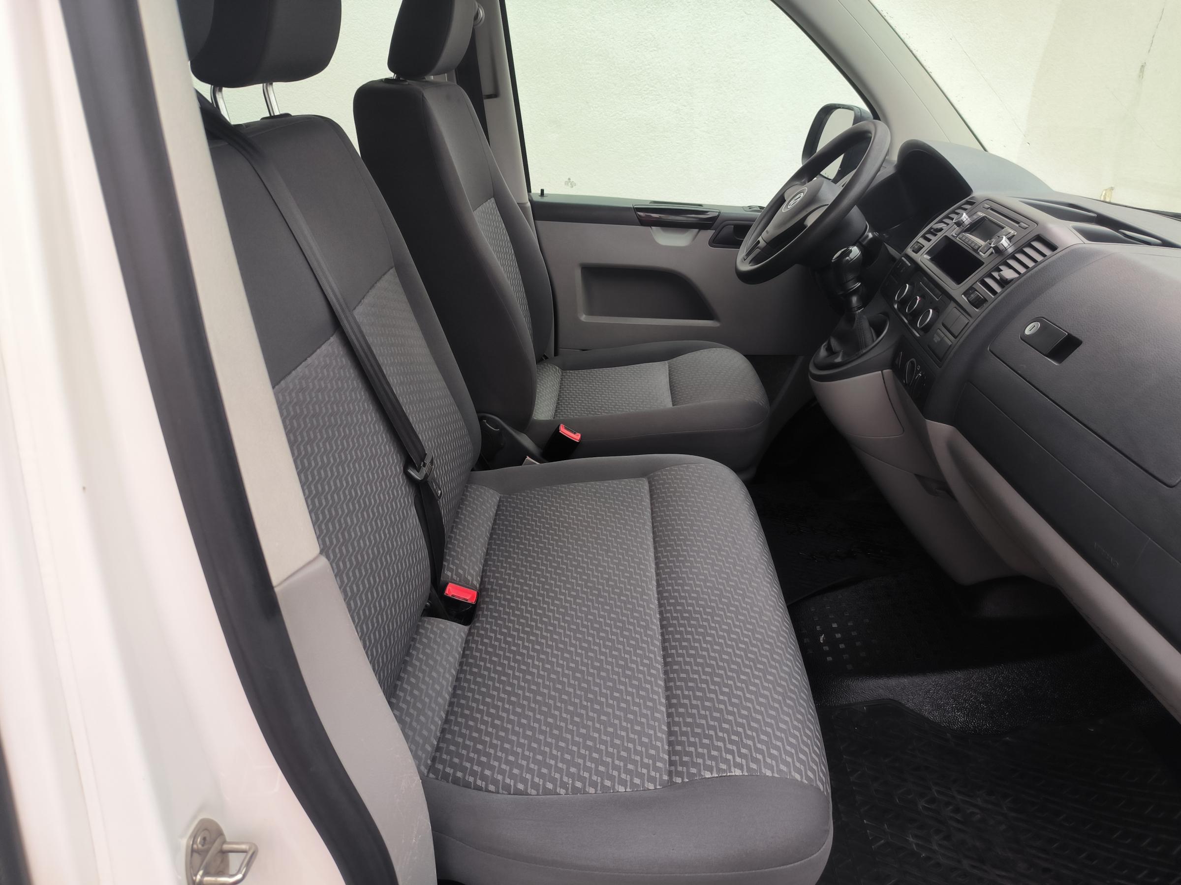 Volkswagen Transporter, 2014 - pohled č. 10