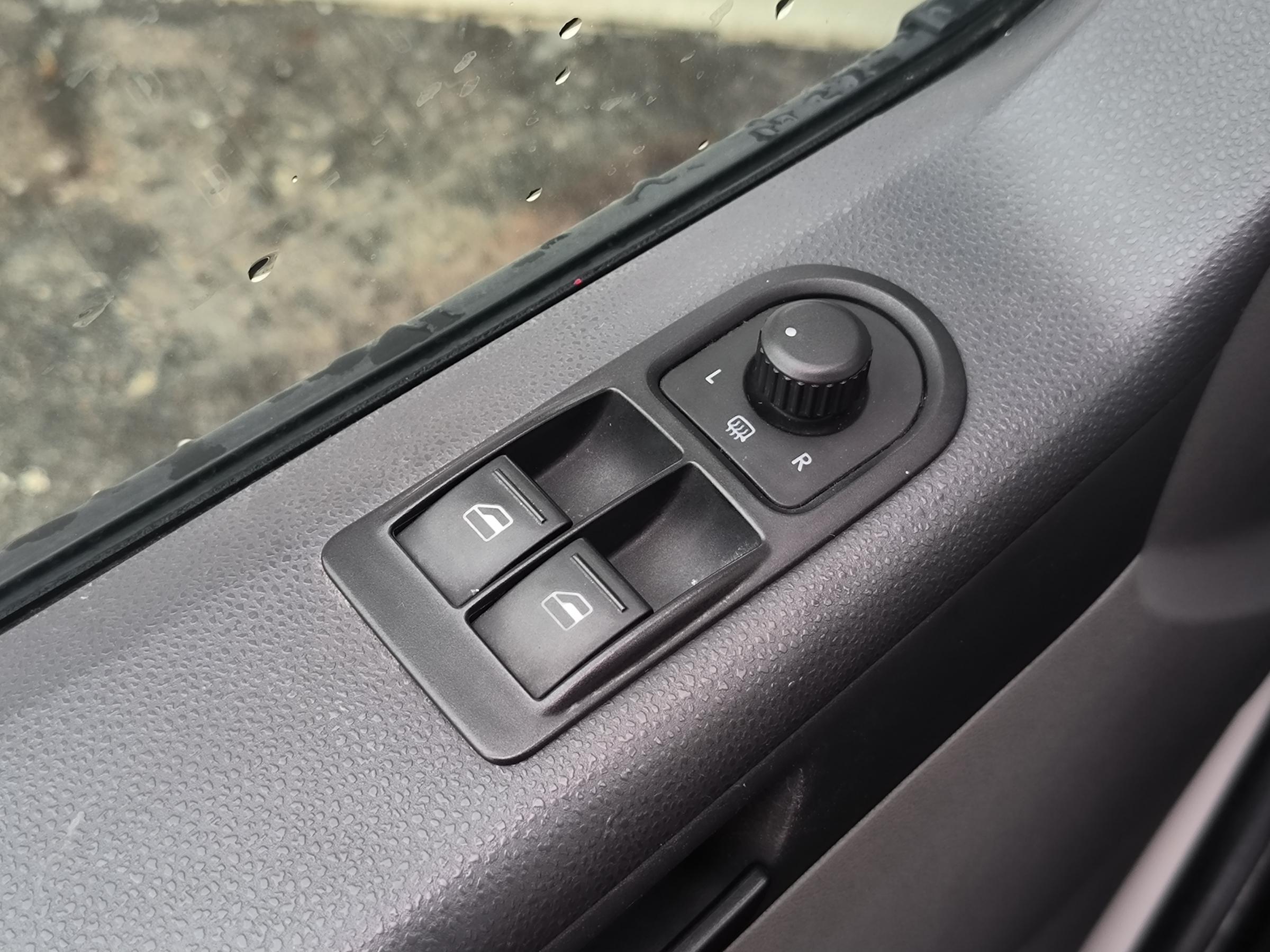 Volkswagen Transporter, 2014 - pohled č. 17