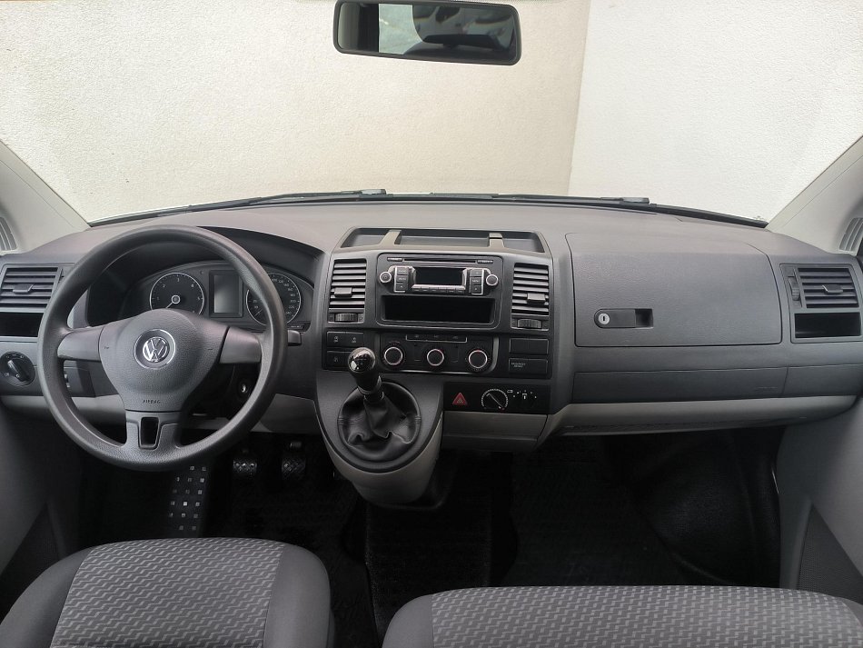 Volkswagen Transporter 2.0TDi  9míst
