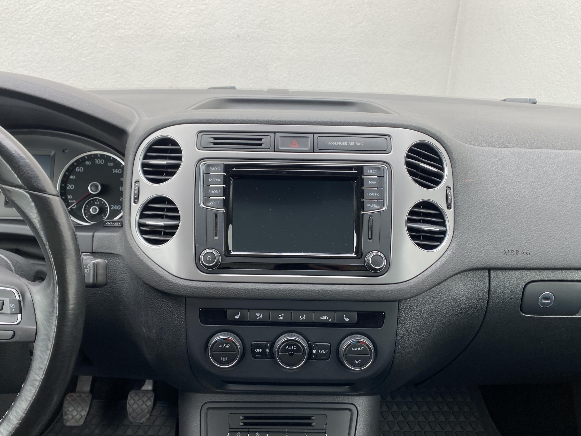 Volkswagen Tiguan, 2015 - pohled č. 12