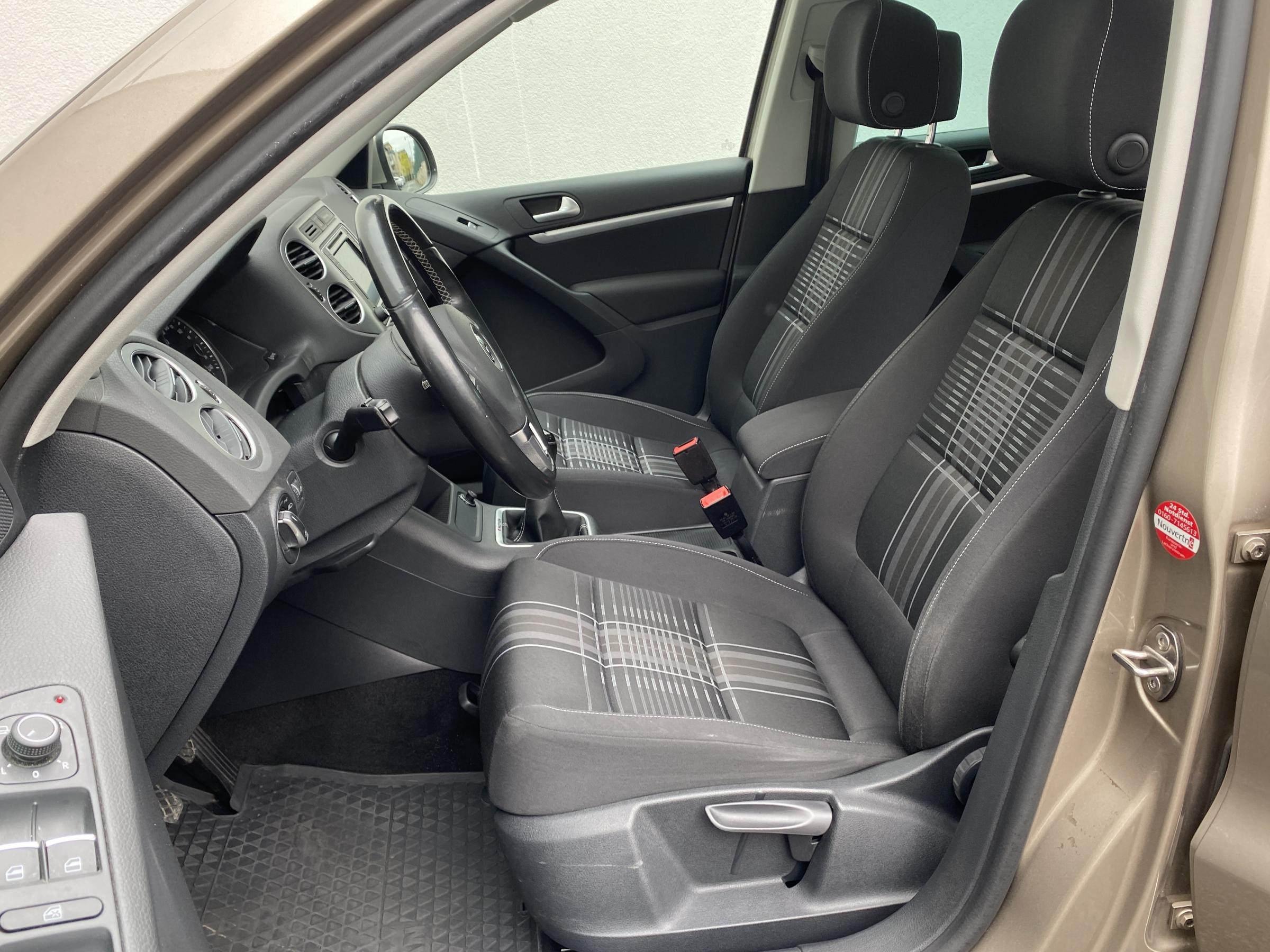 Volkswagen Tiguan, 2015 - pohled č. 9