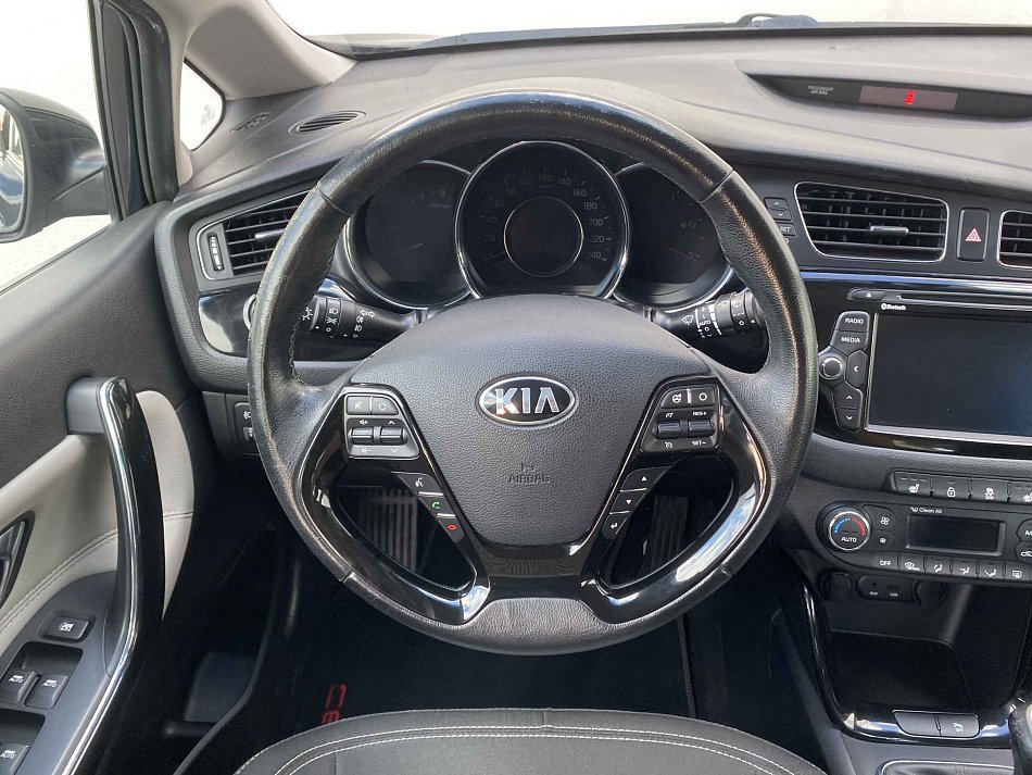 Kia Ceed 1.6 GDi Exclusive