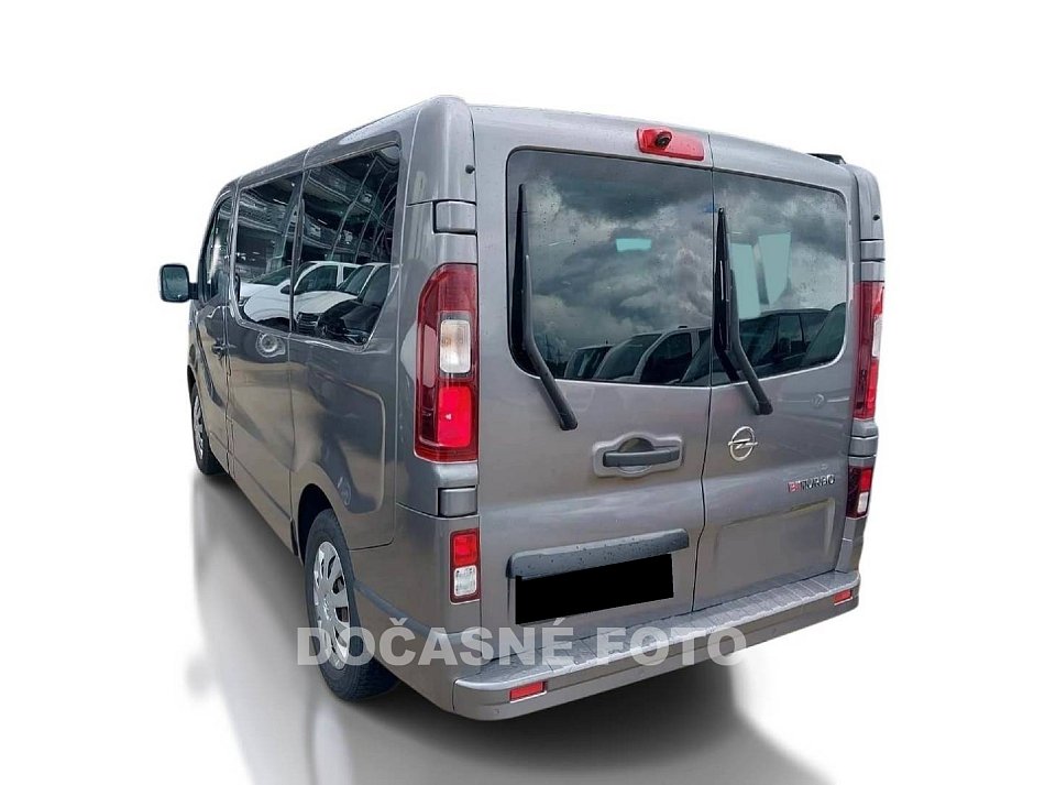 Opel Vivaro 1.6CDTi  9míst