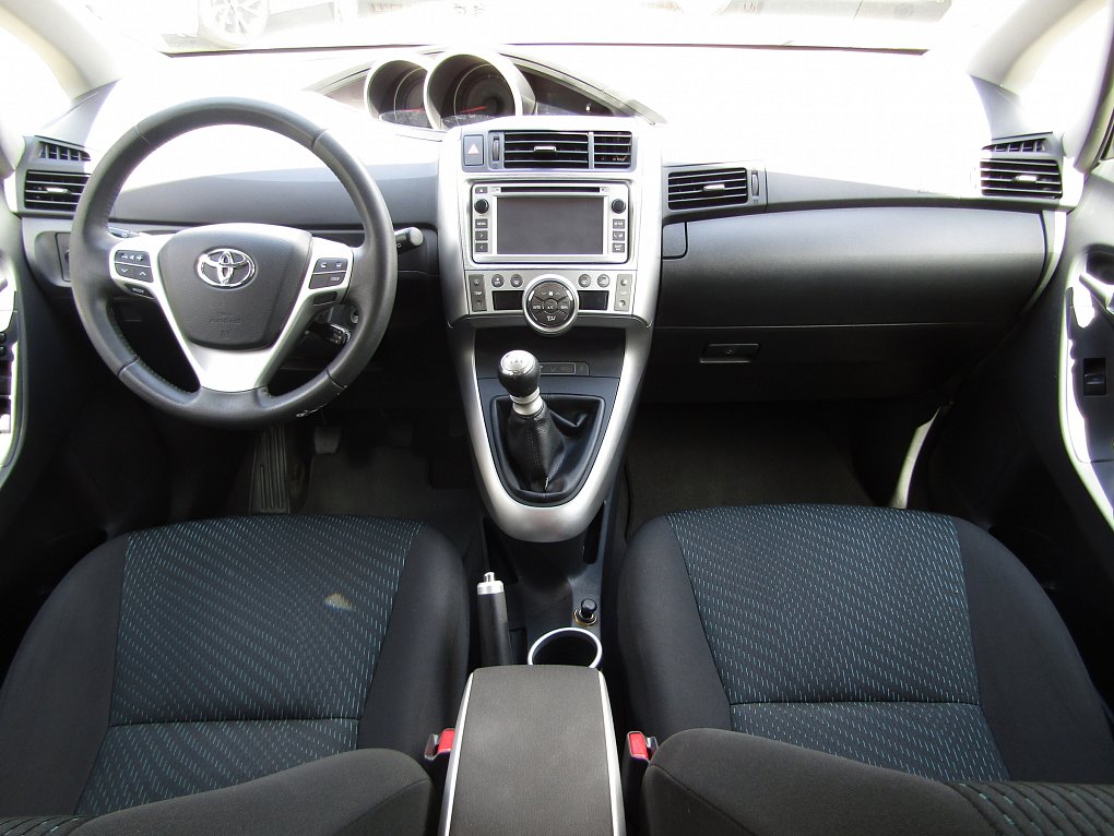 Toyota Verso 2.0 D-4D 