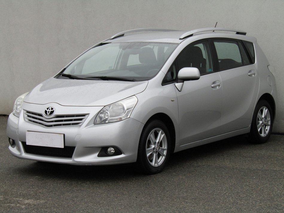 Toyota Verso 2.0 D-4D 