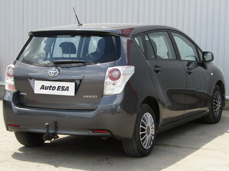 Toyota Verso 2.0 D-4D 