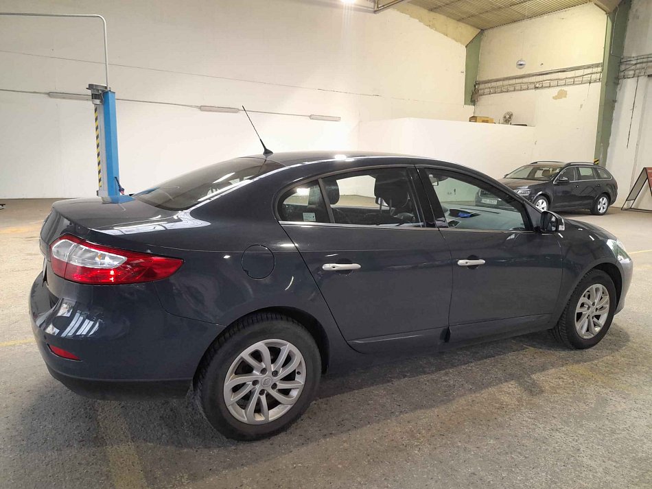 Renault Fluence 1.6i 