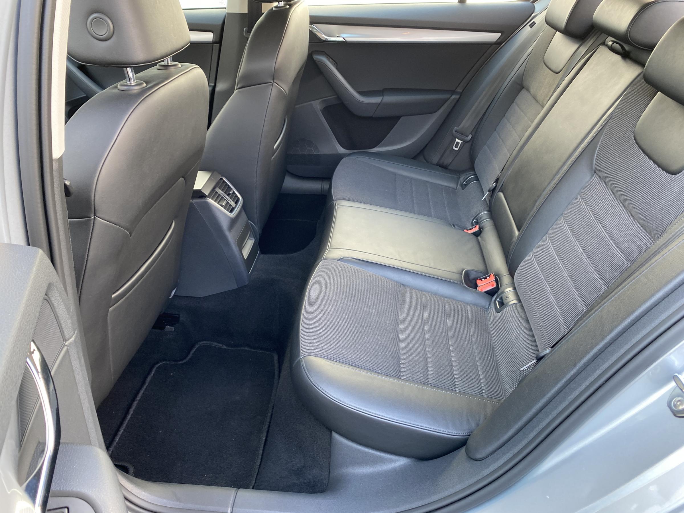 Škoda Octavia III, 2013 - pohled č. 11