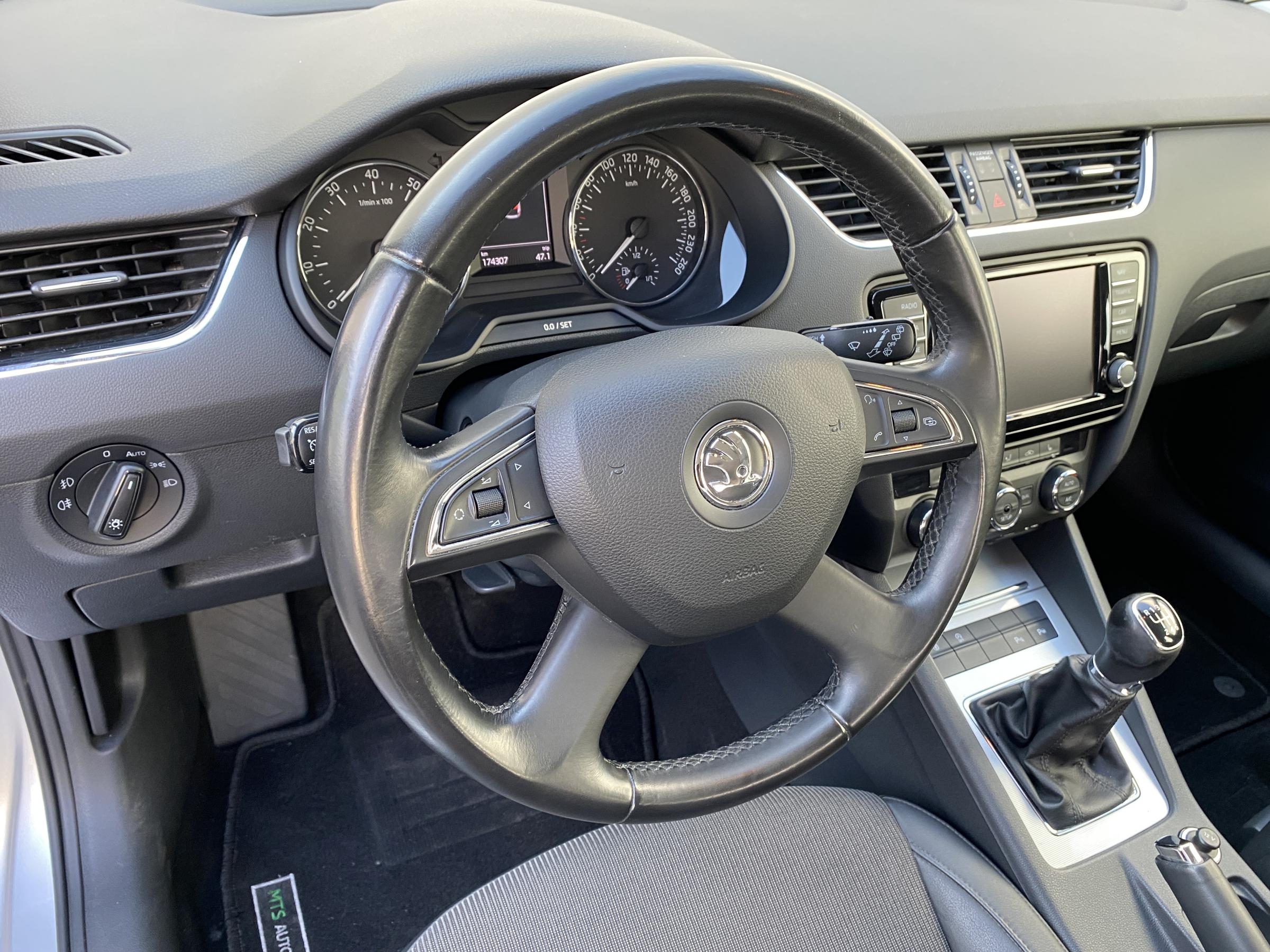 Škoda Octavia III, 2013 - pohled č. 13