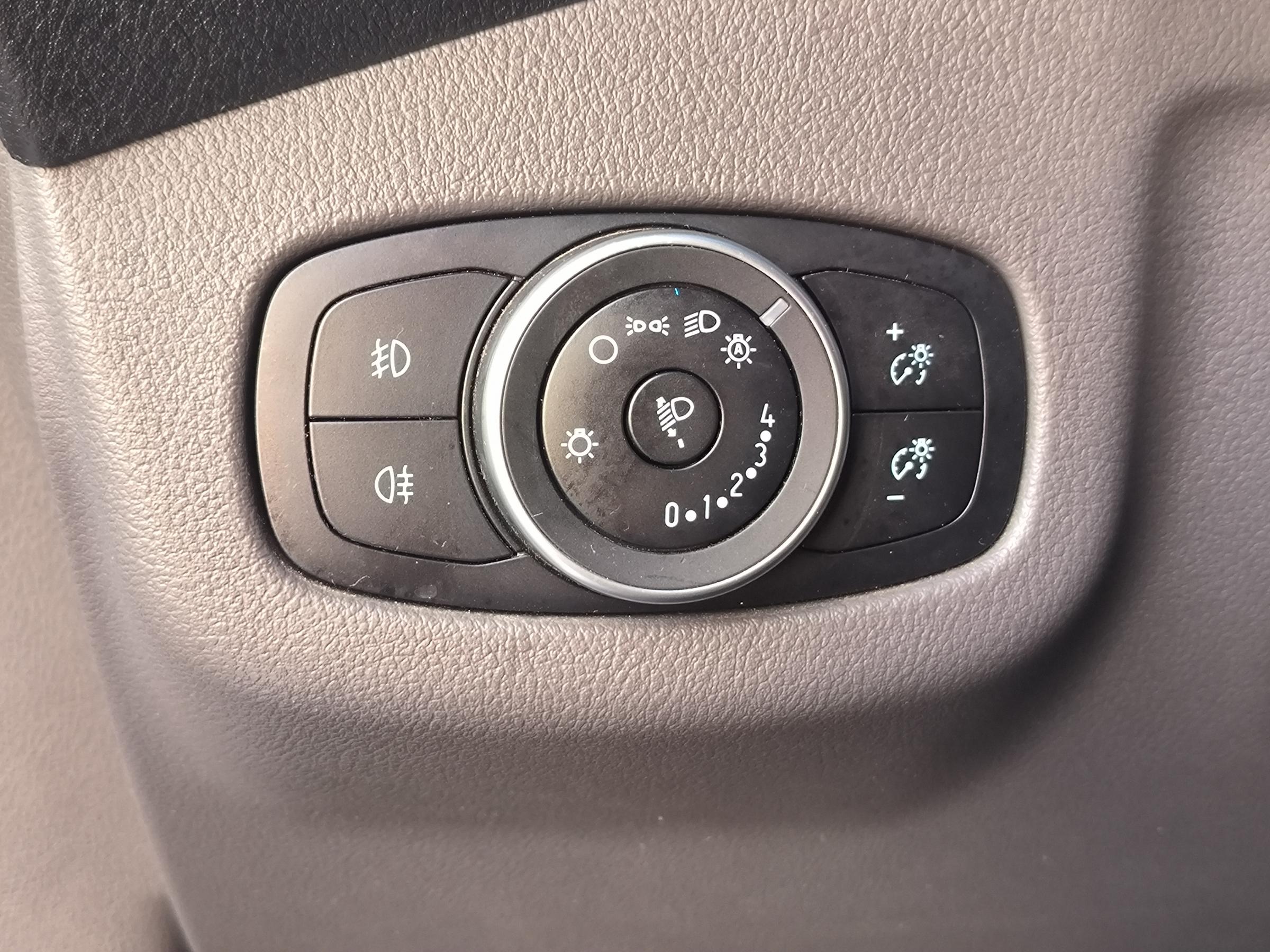 Ford Transit Connect, 2021 - pohled č. 17