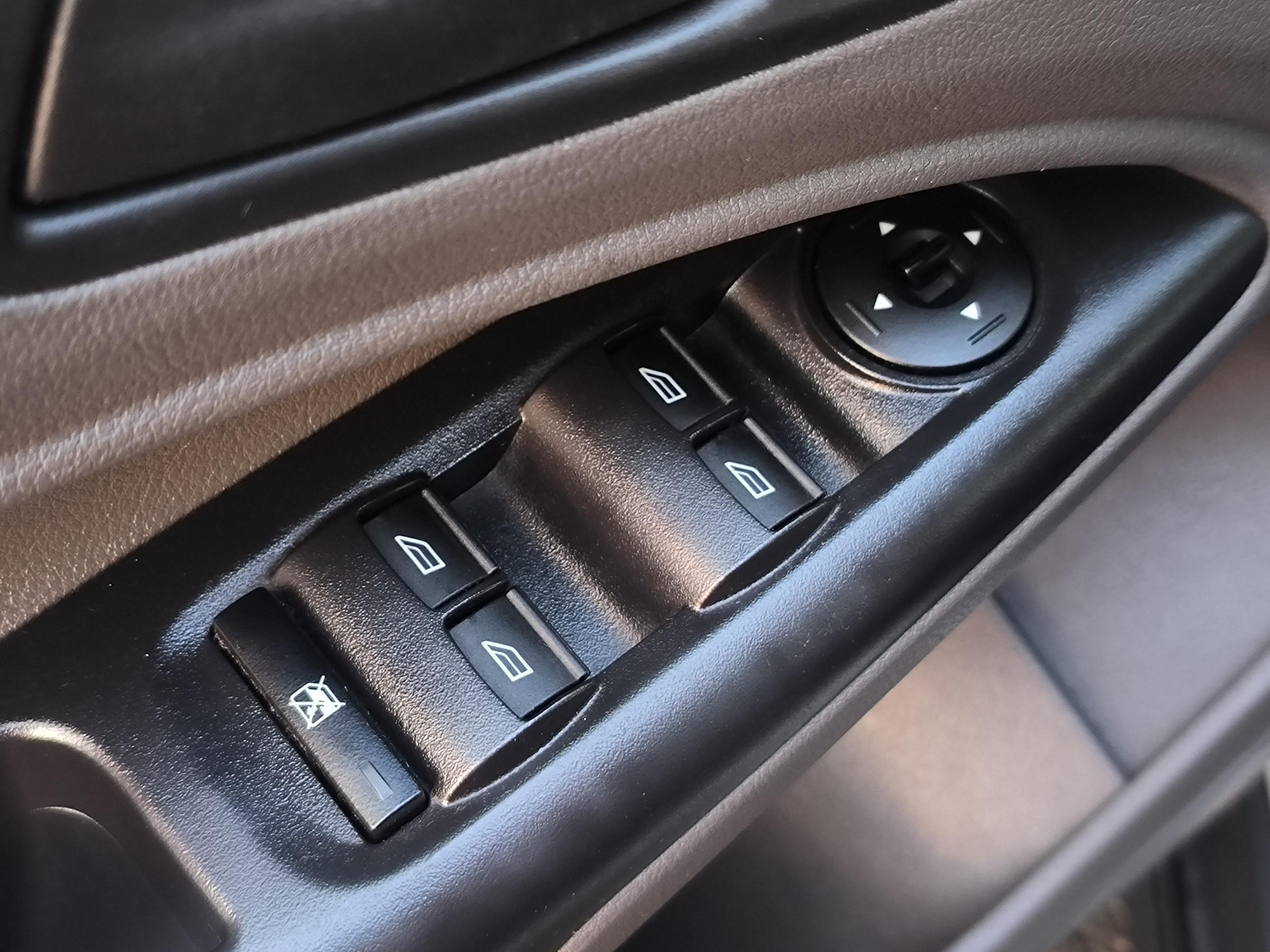 Ford Transit Connect, 2021 - pohled č. 18