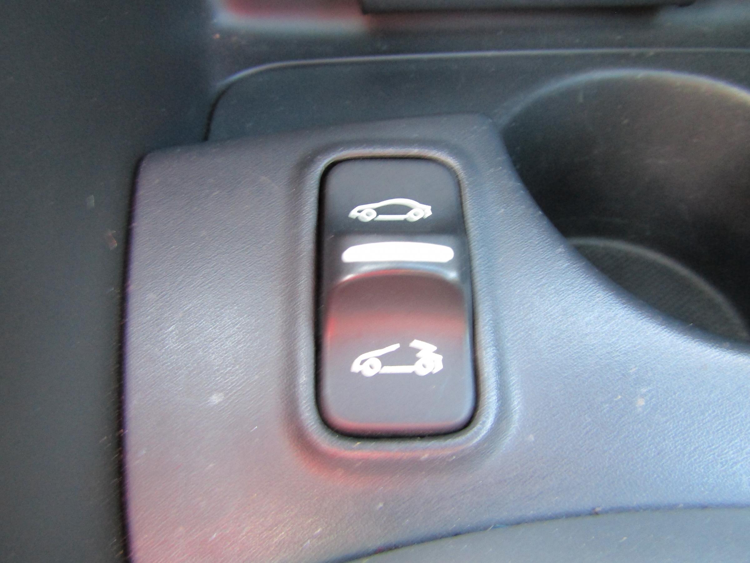 Renault Mégane, 2010 - pohled č. 21