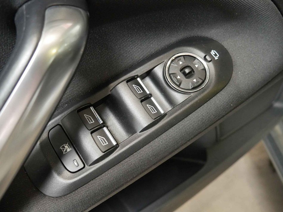 Ford Mondeo 2.2TDCi 