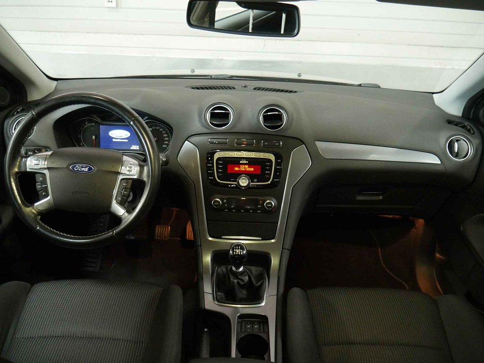 Ford Mondeo 2.2TDCi 