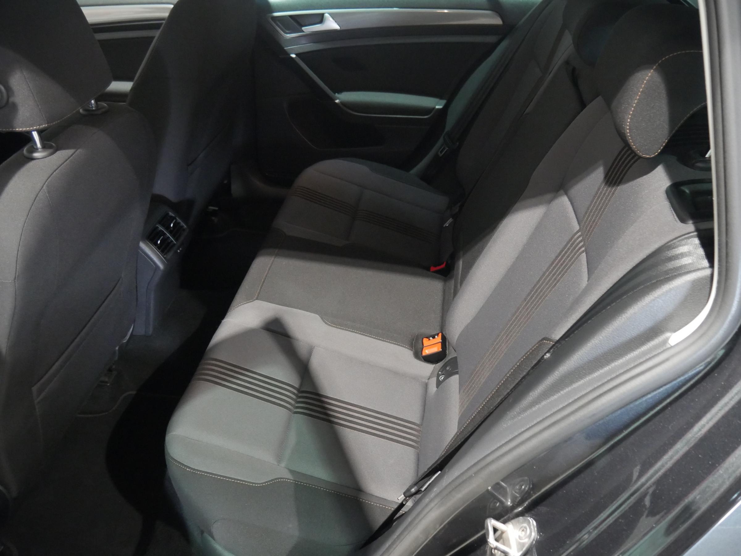 Volkswagen Golf, 2016 - pohled č. 10