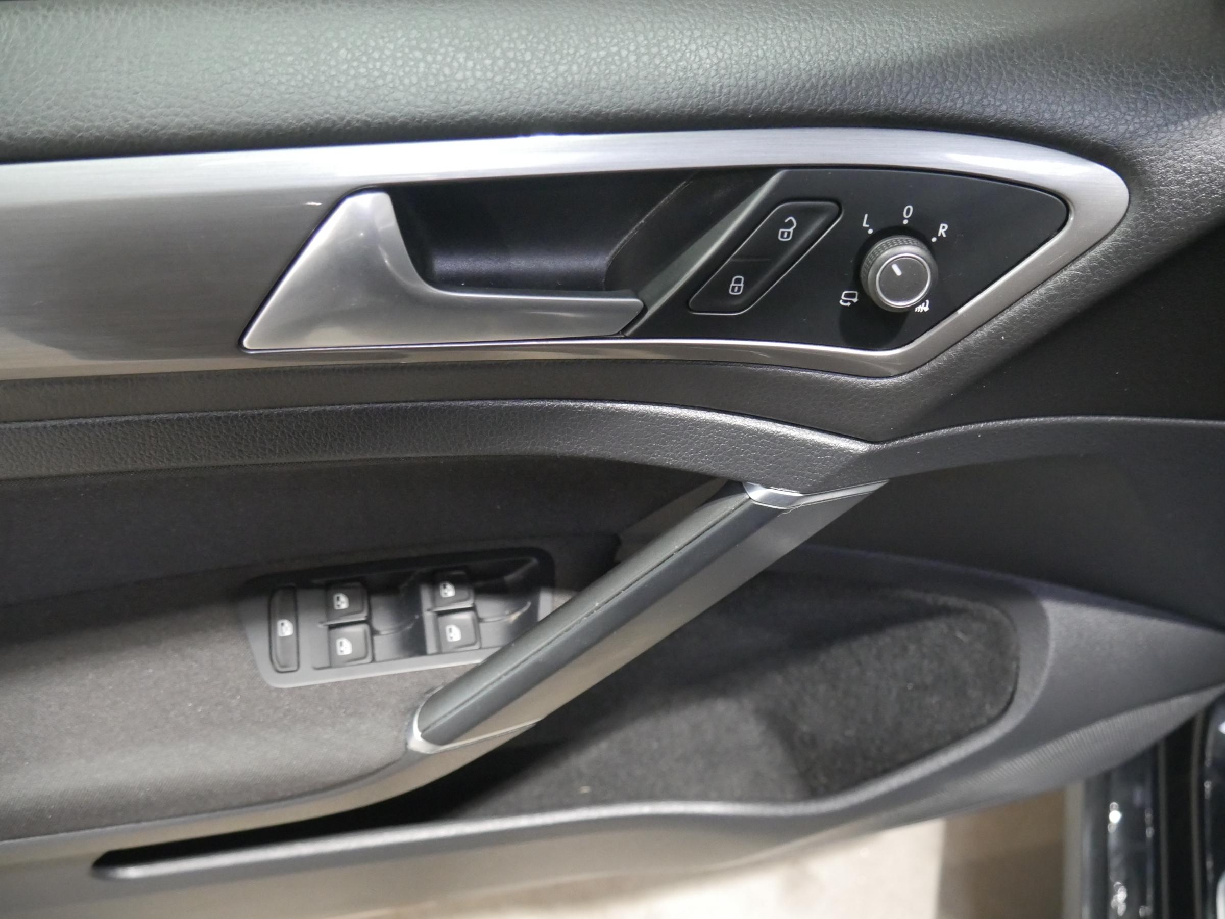 Volkswagen Golf, 2016 - pohled č. 11