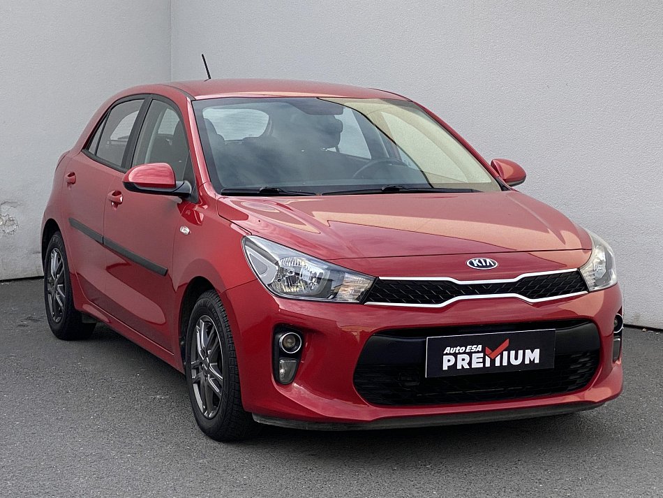 Kia Rio 1.3i 
