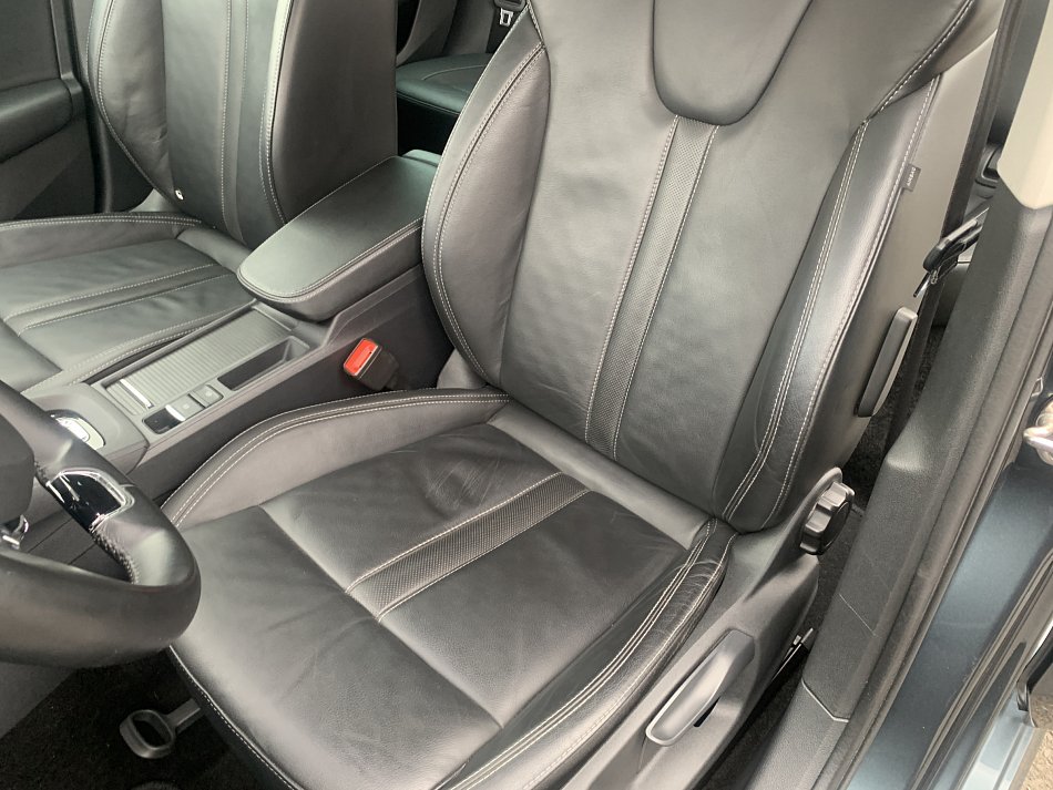Škoda Octavia IV 2.0 TDi Style