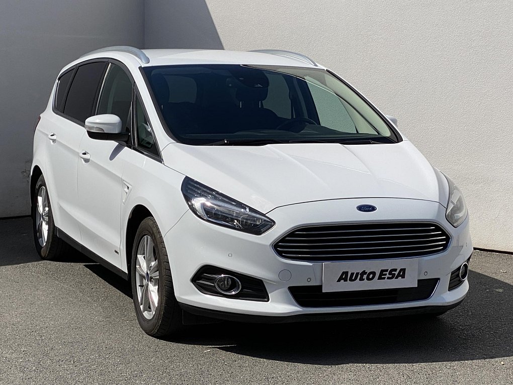 Ford S-MAX 2.0 TDCi Titanium AWD