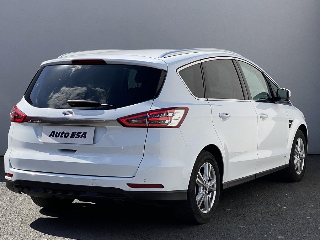 Ford S-MAX 2.0 TDCi Titanium AWD
