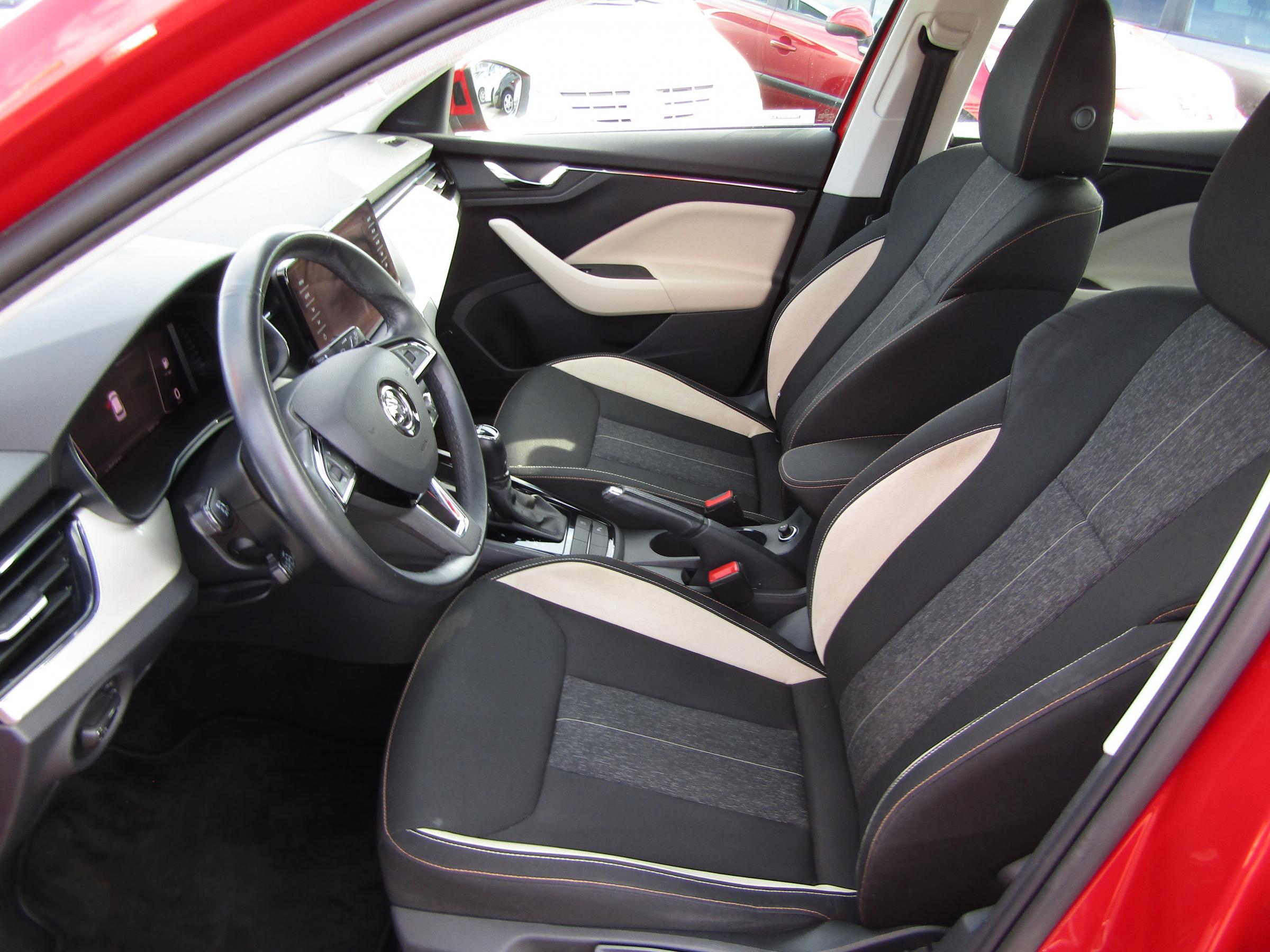 Škoda Kamiq, 2019 - pohled č. 10