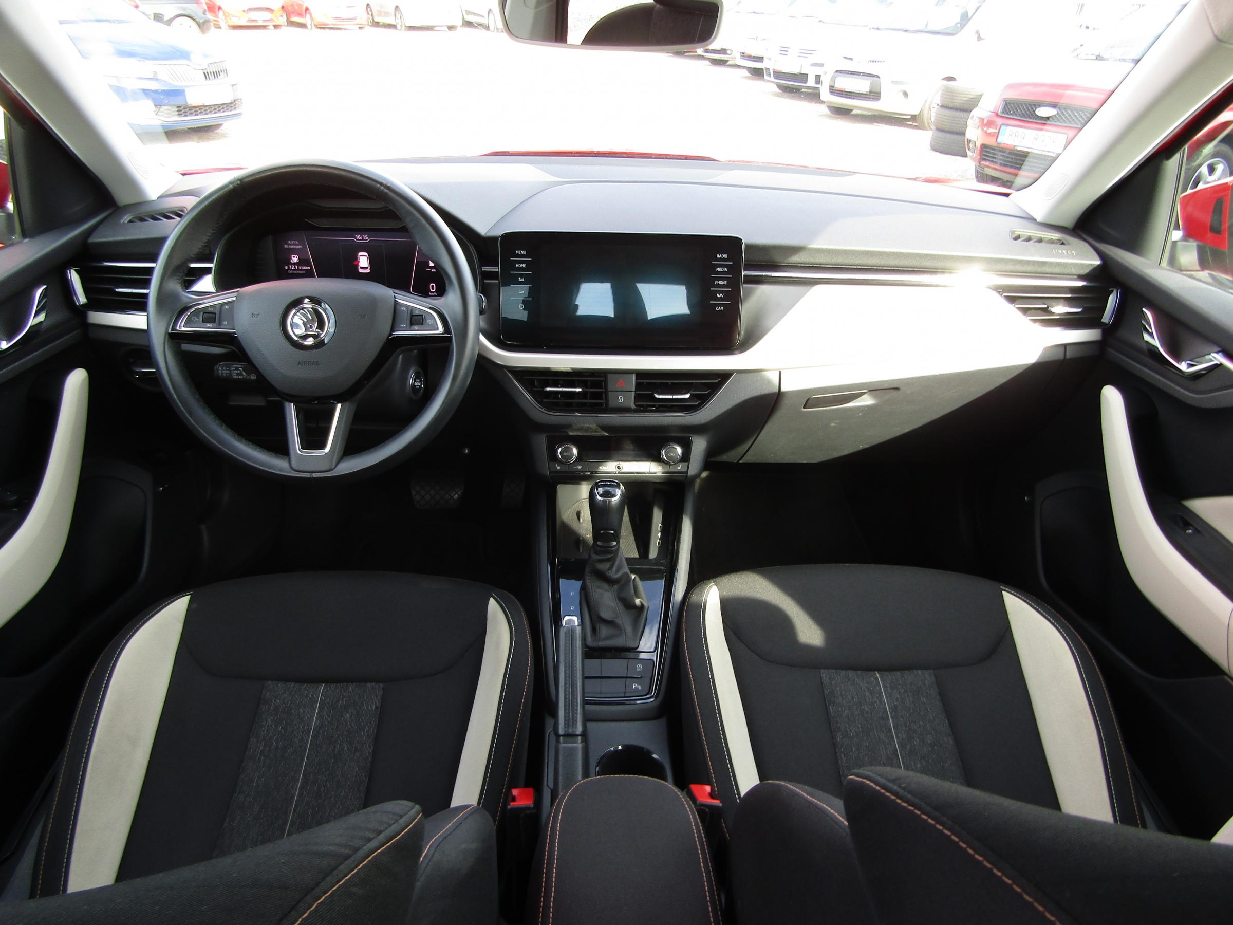 Škoda Kamiq, 2019 - pohled č. 8