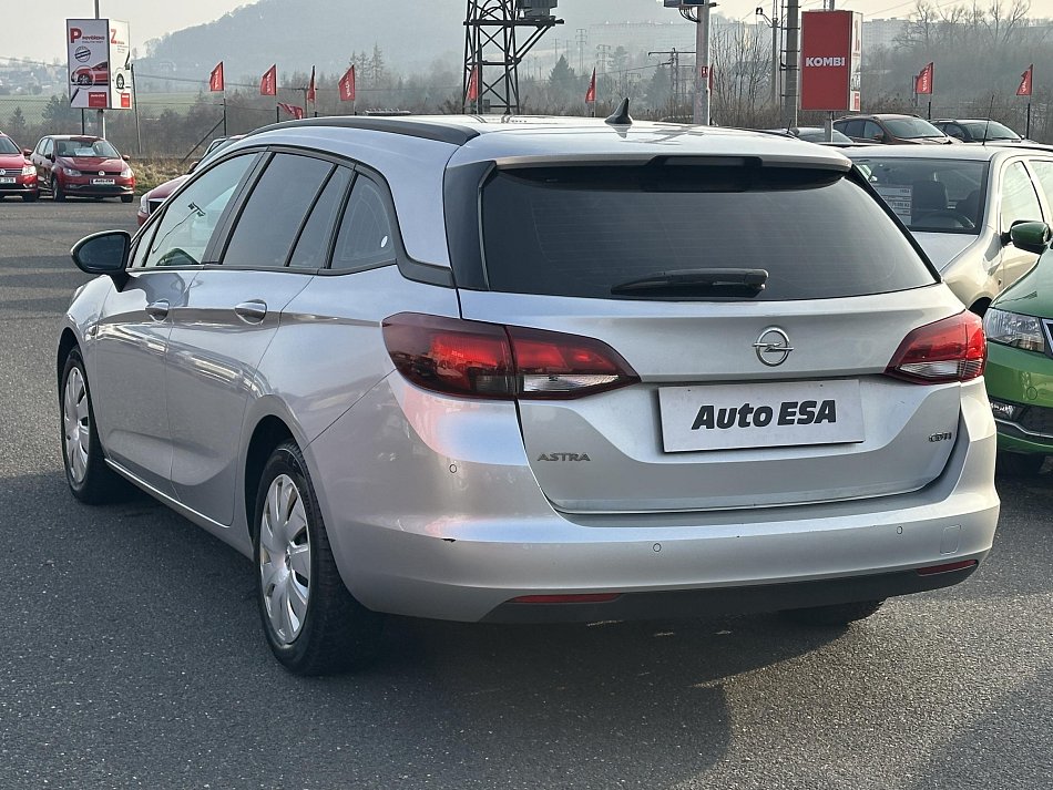 Opel Astra 1.6CDTI 