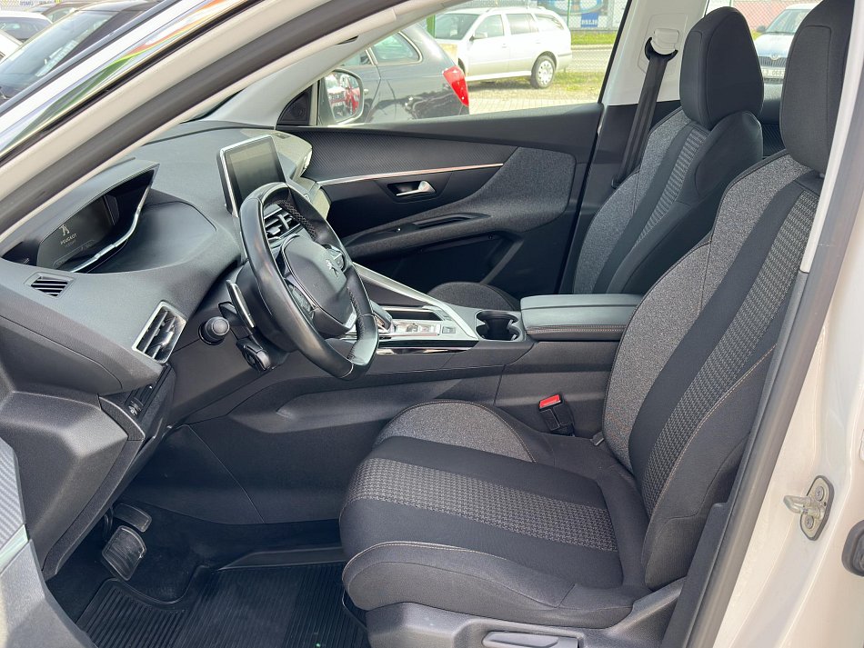 Peugeot 3008 1.5 d 