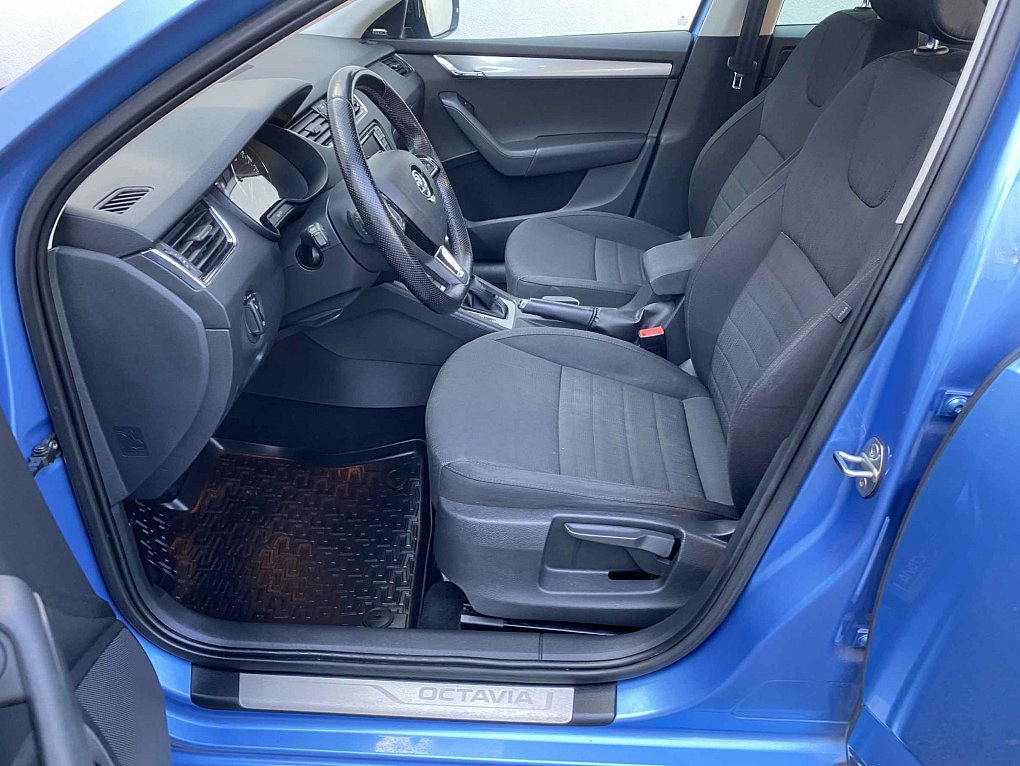 Škoda Octavia III 1.6 TDi Elegance